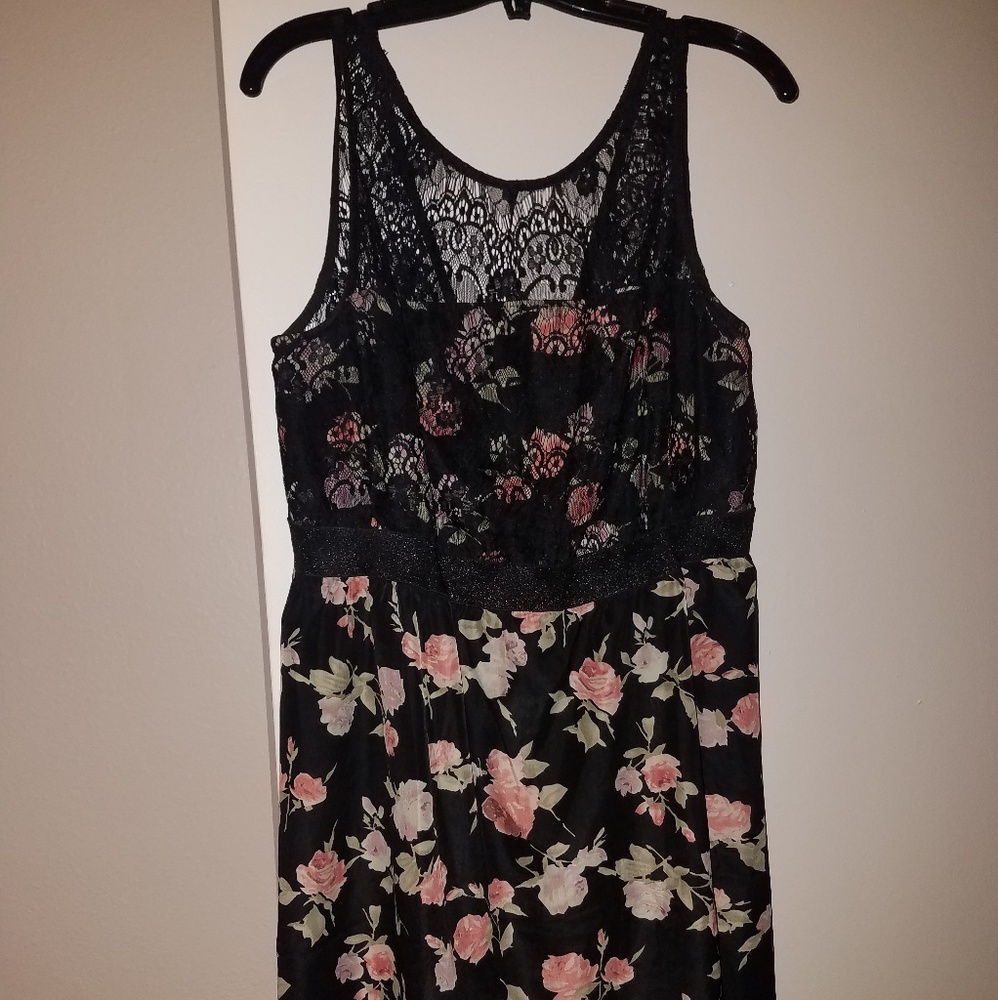 Black lace floral dress